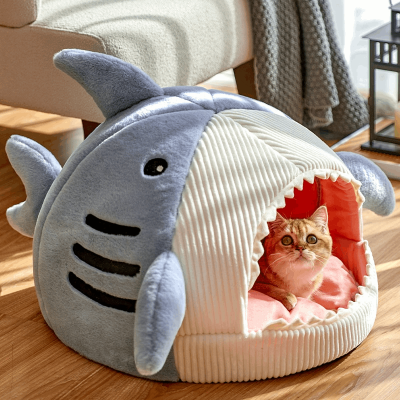 Comfy "Shark" Pet Bed - QZ Pets